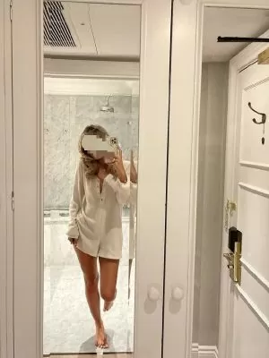 בלונדינית מפנקת ומהממת מחכה לך באשקלון