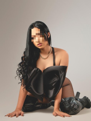 מחכה לך בדיסקרטיות בחדרה חדרה