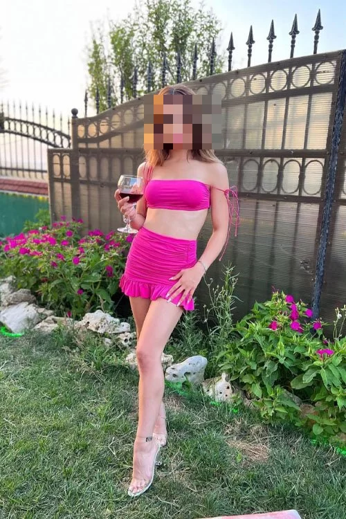 מפגש חם בדירה בחדרה2