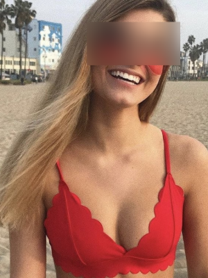 צעירה תוססת ויפה הגיעה לבירה ירושלים